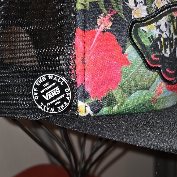 Vans Black and Red Floral Hat - Picture 4 of 7